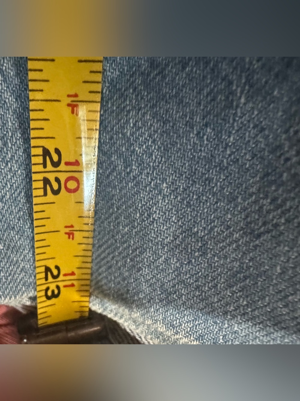 Pilcro Pleated High-Rise Wide-Leg Culotte Jeans - Picture 9 of 10